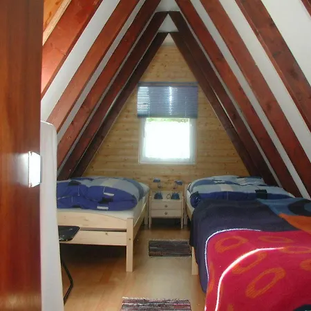 Ferienhaus-rosensteig-128-im-feriendorf-eichwald 別荘