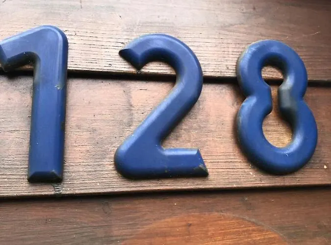 Ferienhaus-rosensteig-128-im-feriendorf-eichwald *